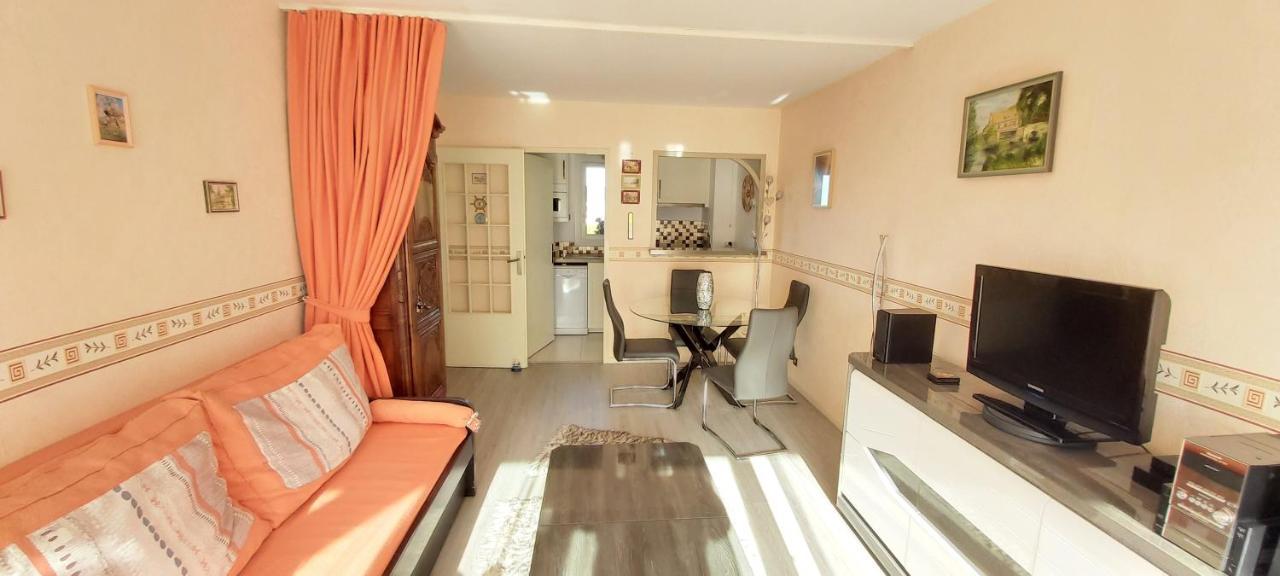 Appartement Domaine Des Yearlings Довіль Екстер'єр фото